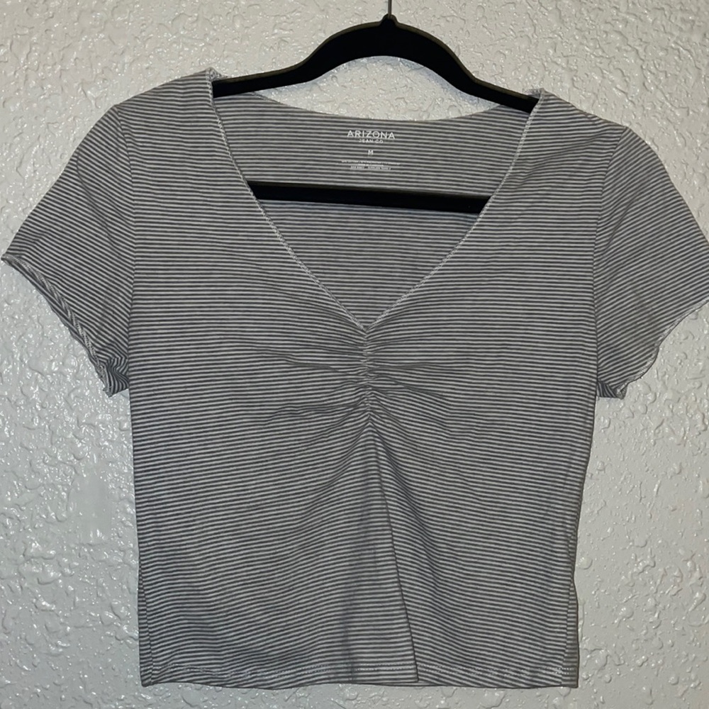 V-neck cropped striped shirt